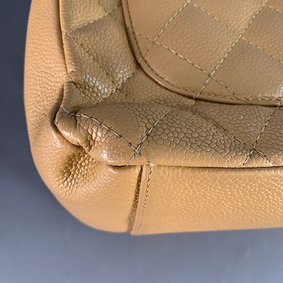 CHANEL Vintage GST Caviar Grand Shopping Tote Beige Gold Quilted Leather Handbag - Picture 16 of 16